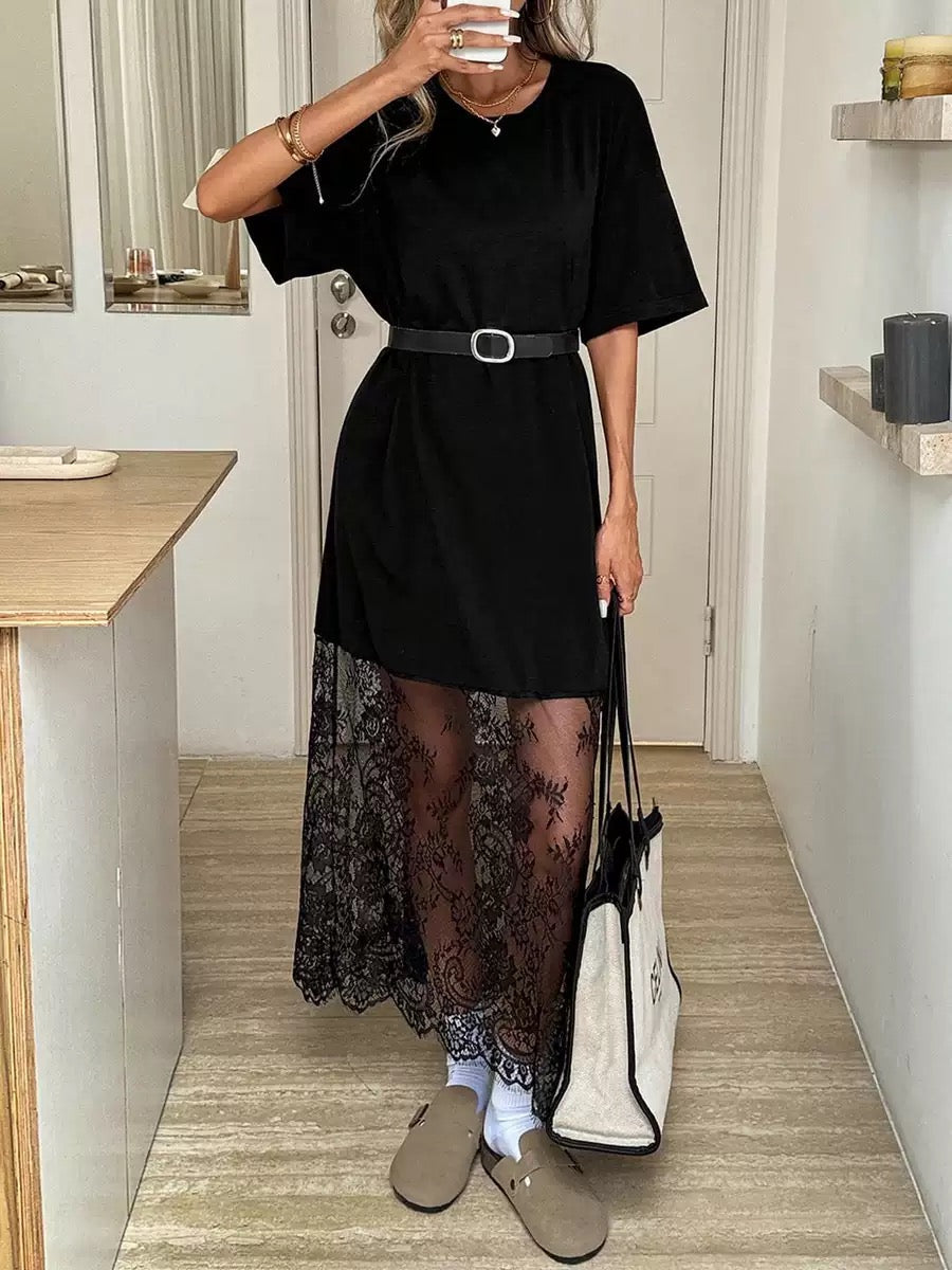 Stylish T-shirt and lace maxi skirt
