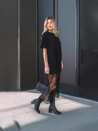 Stylish T-shirt and lace maxi skirt